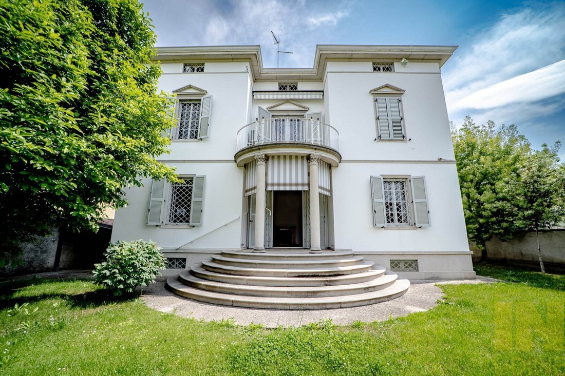 Villa à Chiusaforte, Frioul-Vénétie julienne, Italie 1 - 16433170