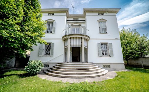 Villa à Chiusaforte, Frioul-Vénétie julienne, Italie 1