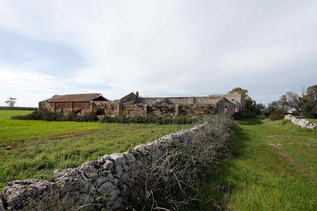 Country House in Historic Center, Lecce, Apulia 1 - 16429630