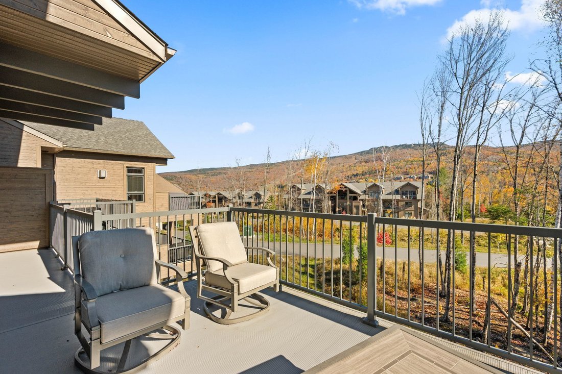 Condo in Mont-Tremblant, Quebec, Canada 5 - 16457169