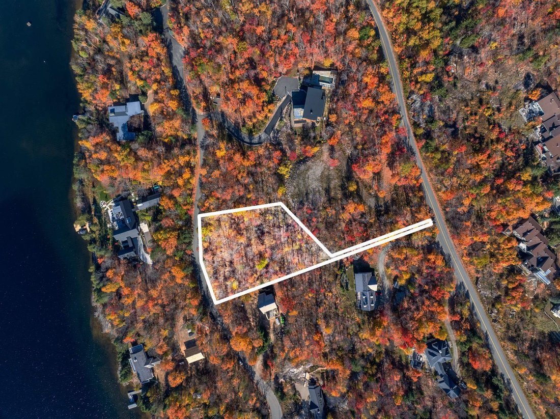 Land in Mont-Tremblant, Quebec, Canada 1 - 16457167