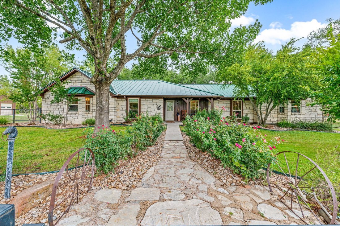 Farm Ranch in Hico, Texas, United States 2 - 16454508
