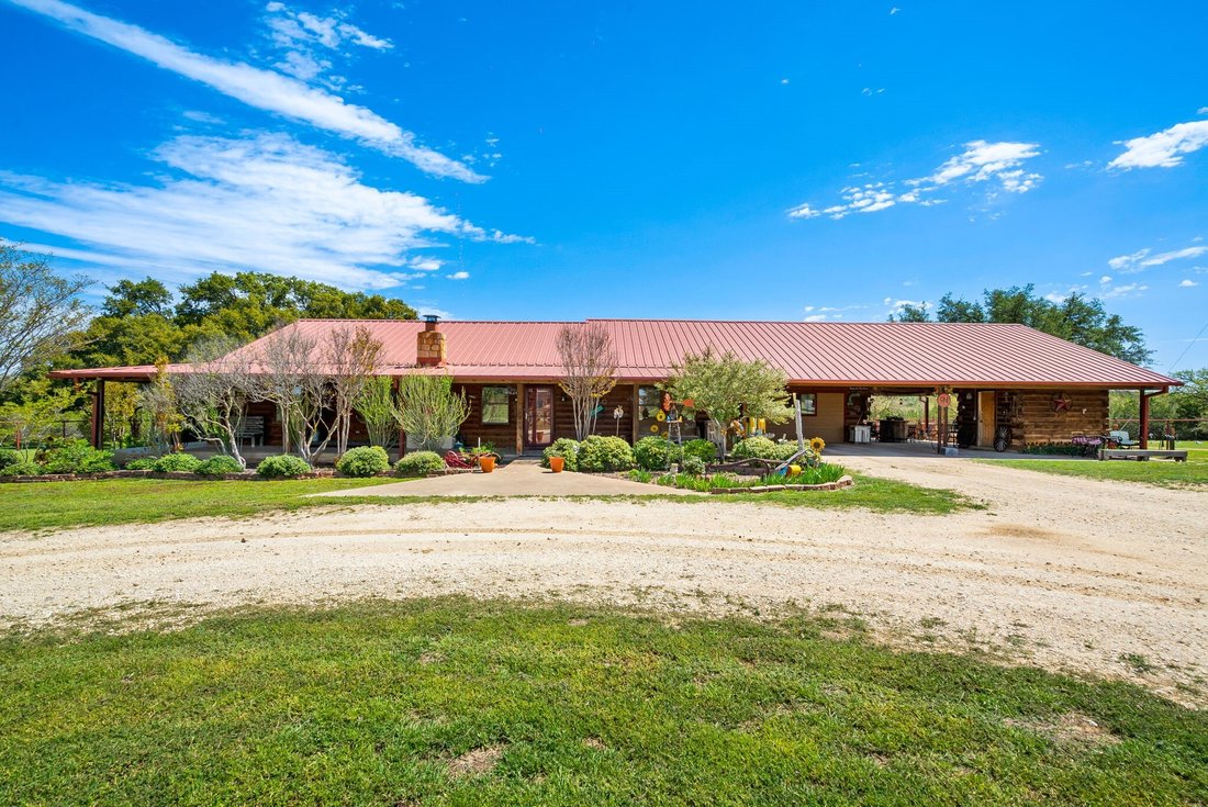 Farm Ranch in Stephenville, Texas, United States 1 - 16454721
