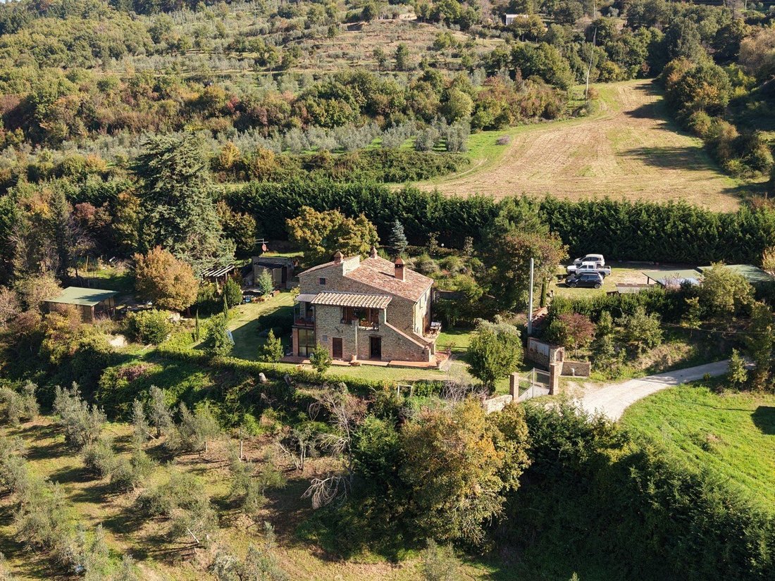 Villa in Santa Firmina, Arezzo, Tuscany 3 - 16419214