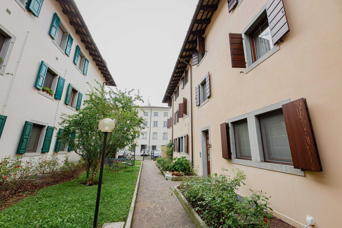 House in Center, Udine, Friuli – Venezia Giulia 1 - 16437036