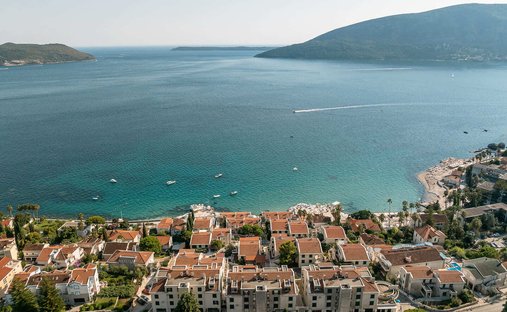 Apartment in Herceg Novi, Herceg Novi Municipality, Montenegro 1