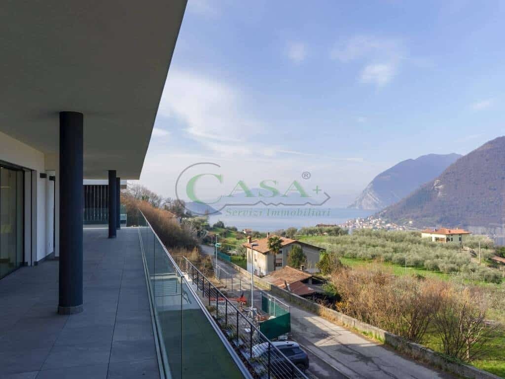 Apartment in Sale Marasino, Lombardy, Italy 3 - 16432596
