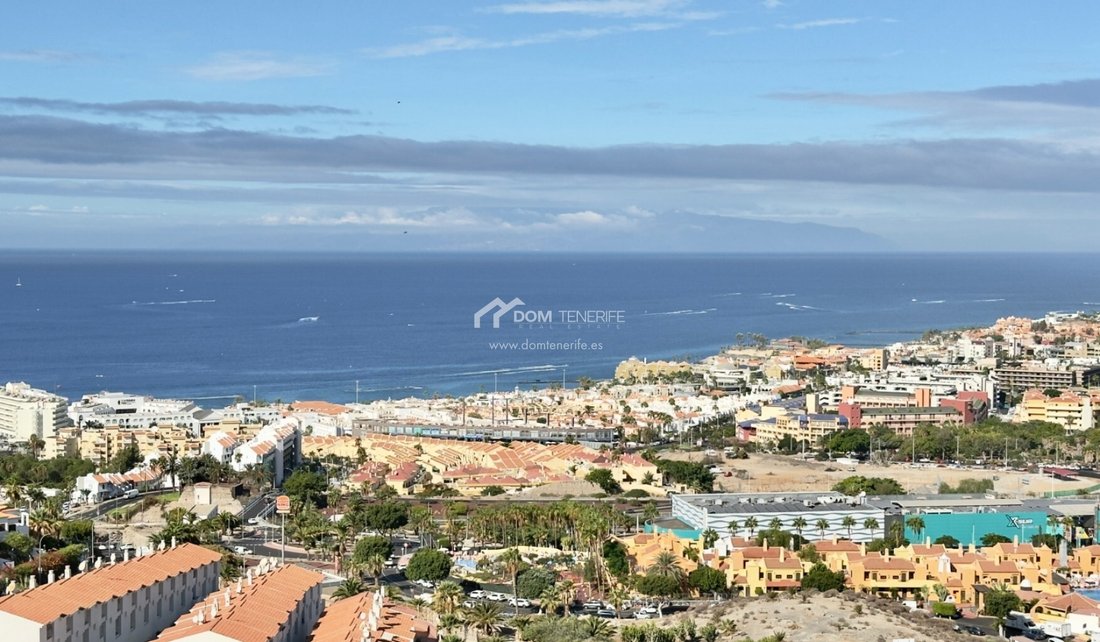 Townhouse in Costa Adeje, Adeje, Canary Islands 3 - 16451086