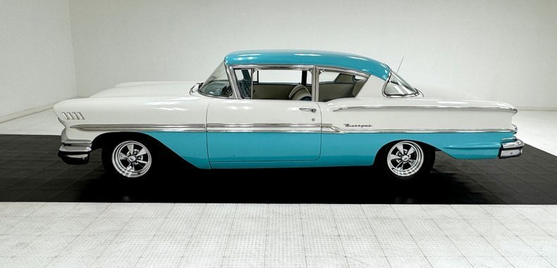 Sedan in Morgantown, United States 2 - 13989593