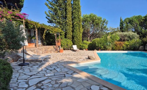 Villa à Le Plan-de-la-Tour, Provence-Alpes-Côte d'Azur, France 1