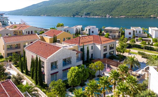 Apartment in Kumbor, Herceg Novi Municipality, Montenegro 1