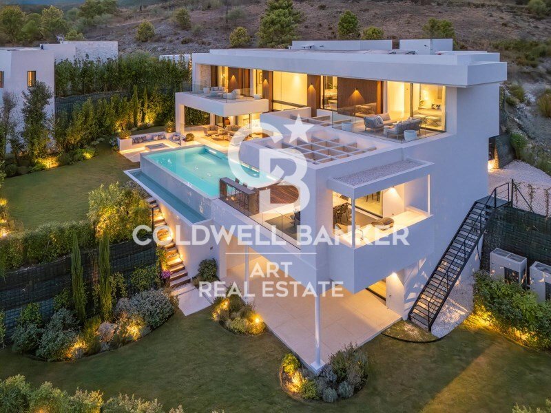 House in La Quinta, Benahavis, Andalusia 1 - 16417433
