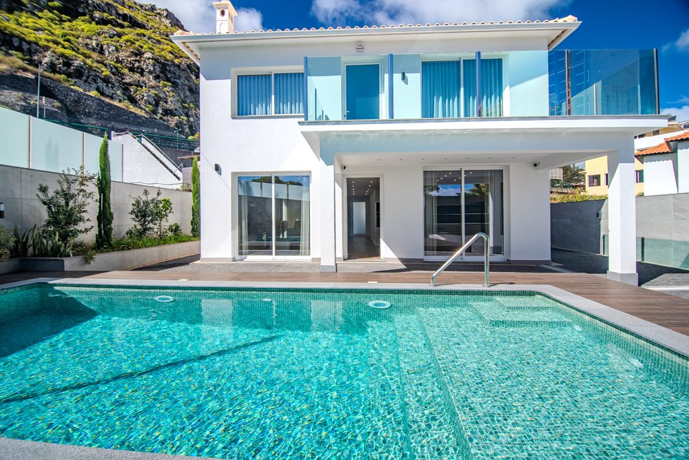 Villa in Machico, Madeira, Portugal 1 - 16414891