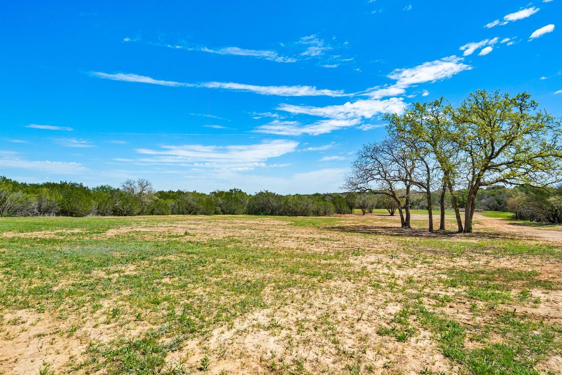 Farm Ranch in Stephenville, Texas, United States 3 - 16454721