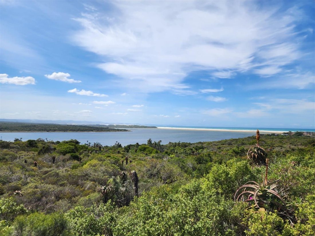 Land in Jeffreys Bay, Eastern Cape, South Africa 1 - 16417868