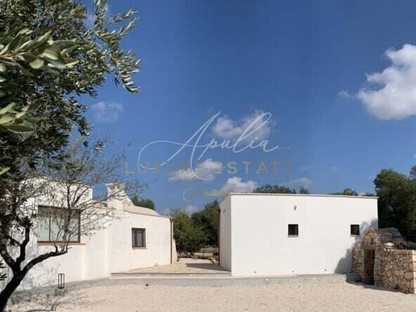 Villa in Ceglie Messapica, Apulia, Italy 1 - 16434378