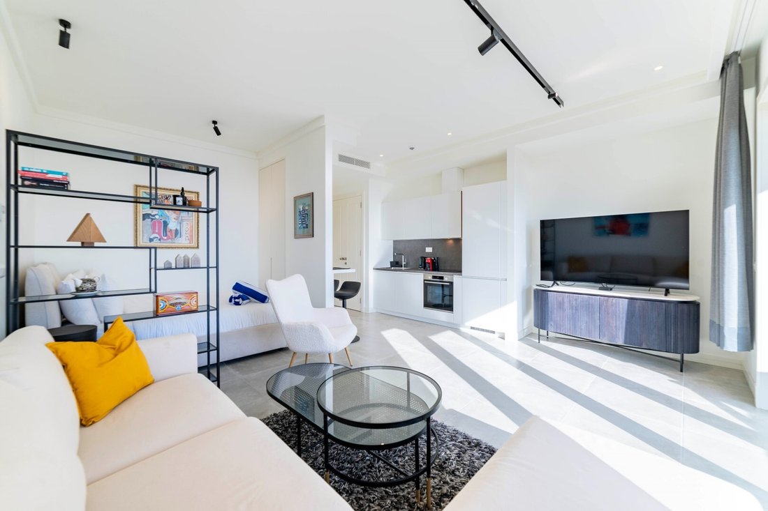 Apartment in Milovići, Tivat Municipality, Montenegro 3 - 16438080
