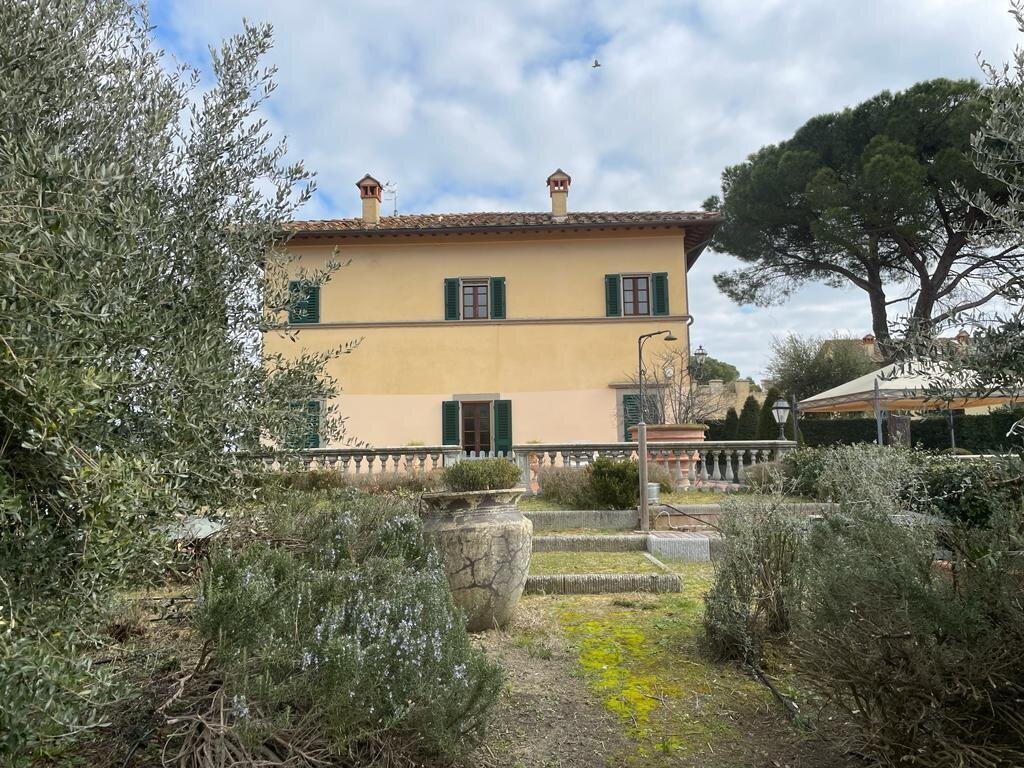Villa in Center - La Rocca, Comeana, Tuscany 1 - 16431775