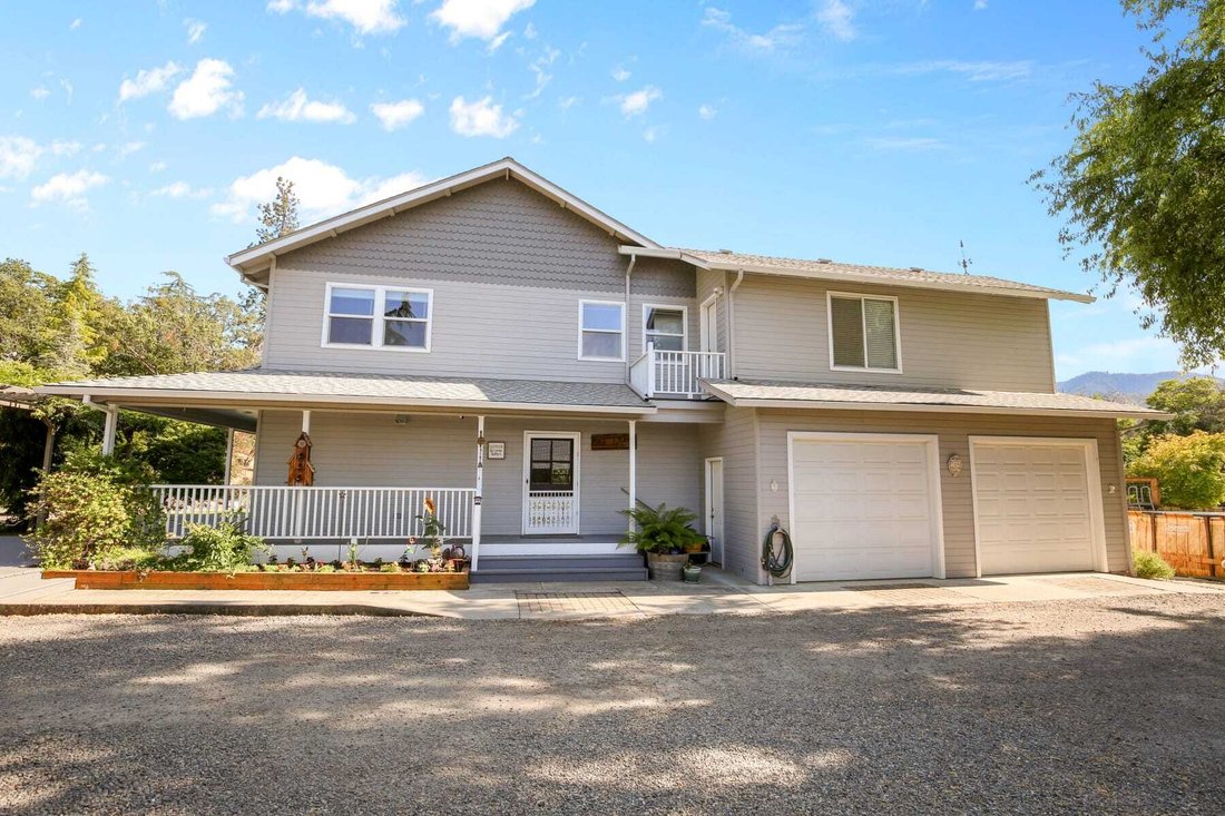 House in Talent, Oregon, United States 1 - 16457162