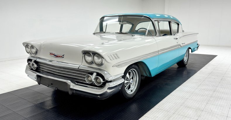 Sedan in Morgantown, United States 1 - 13989593