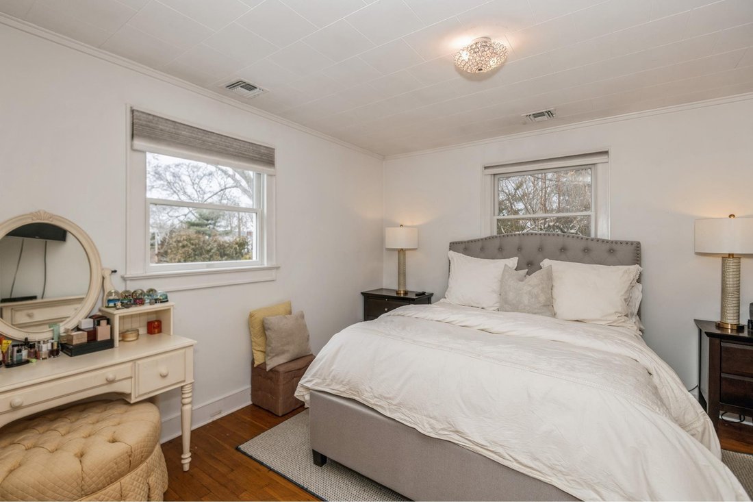 Sag Harbor, New York, United States 5 - 16417943