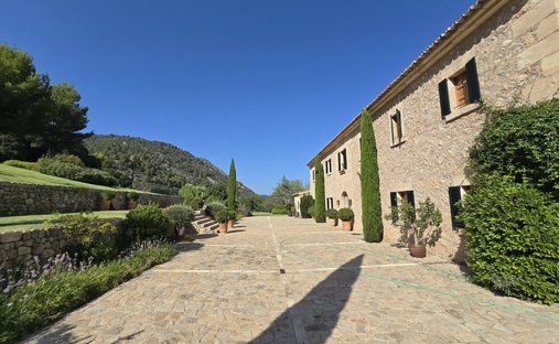 Finca in Pollenca, Balearic Islands, Spain 1