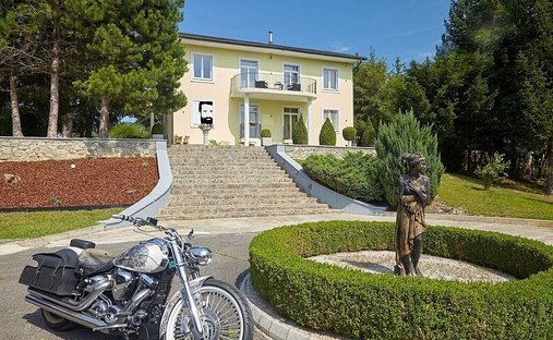 Villa à Straß in Steiermark, Styrie, Autriche 1