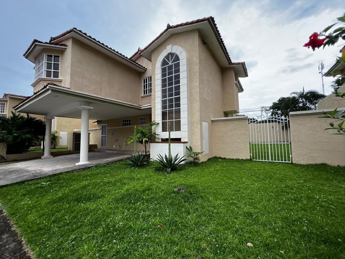 House in Panama City, Panama 1 - 16026238