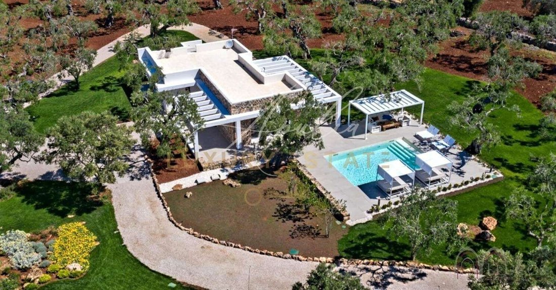 Villa in Gagliano del Capo, Apulia, Italy 1 - 16433689