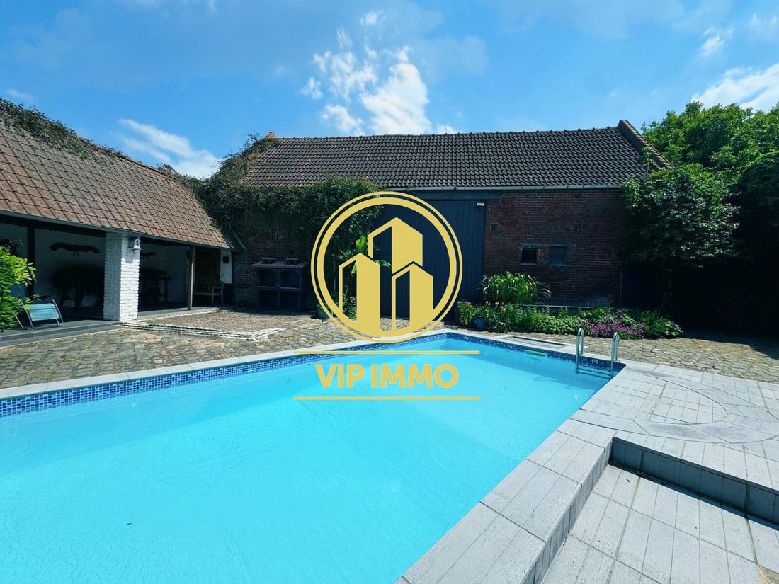 Farm Ranch in Phalempin, Hauts-de-France, France 1 - 16420224