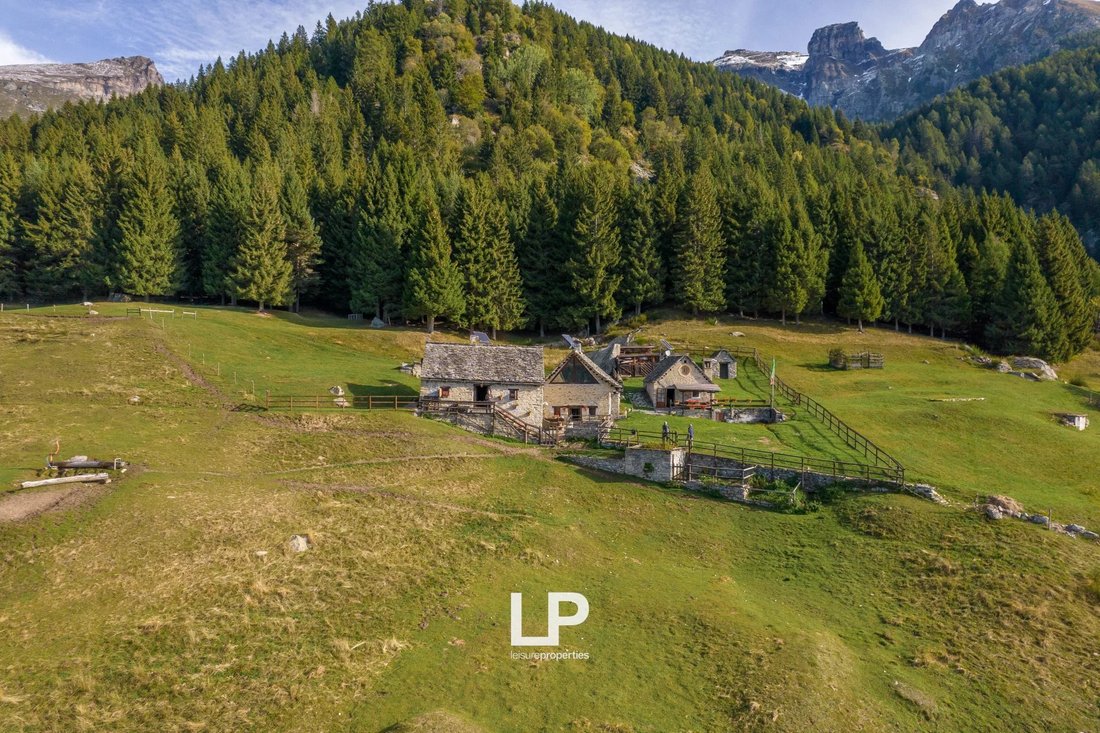 Chalet in Varzo, Piedmont, Italy 2 - 16453764