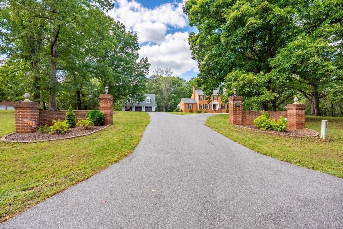 House in Madison Heights, Virginia, United States 3 - 16419410