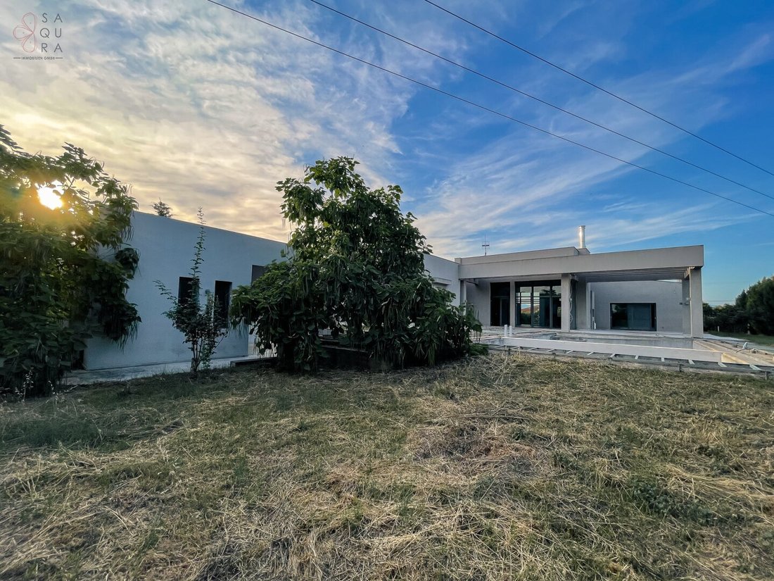 Villa in Nea Propontida, Macedonia and Thrace, Greece 2 - 16438028