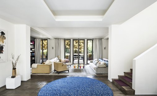 House in Saint James-Delabordère, Neuilly-sur-Seine, France 1