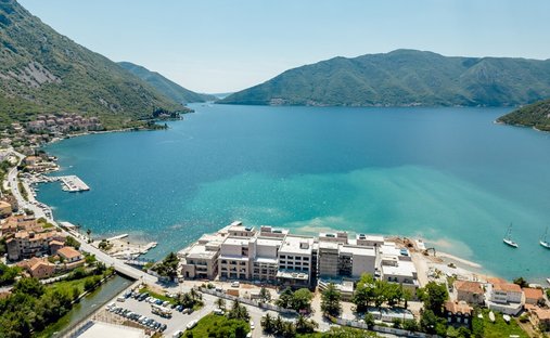 Appartamento a Risano, Kotor Municipality, Montenegro 1