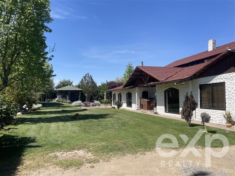 House in Isla de Maipo, Santiago Metropolitan Region, Chile 3 - 16417423