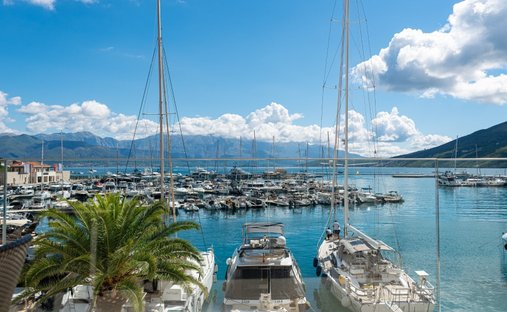 Appartamento a Kumbor, Lustizza, Montenegro 1