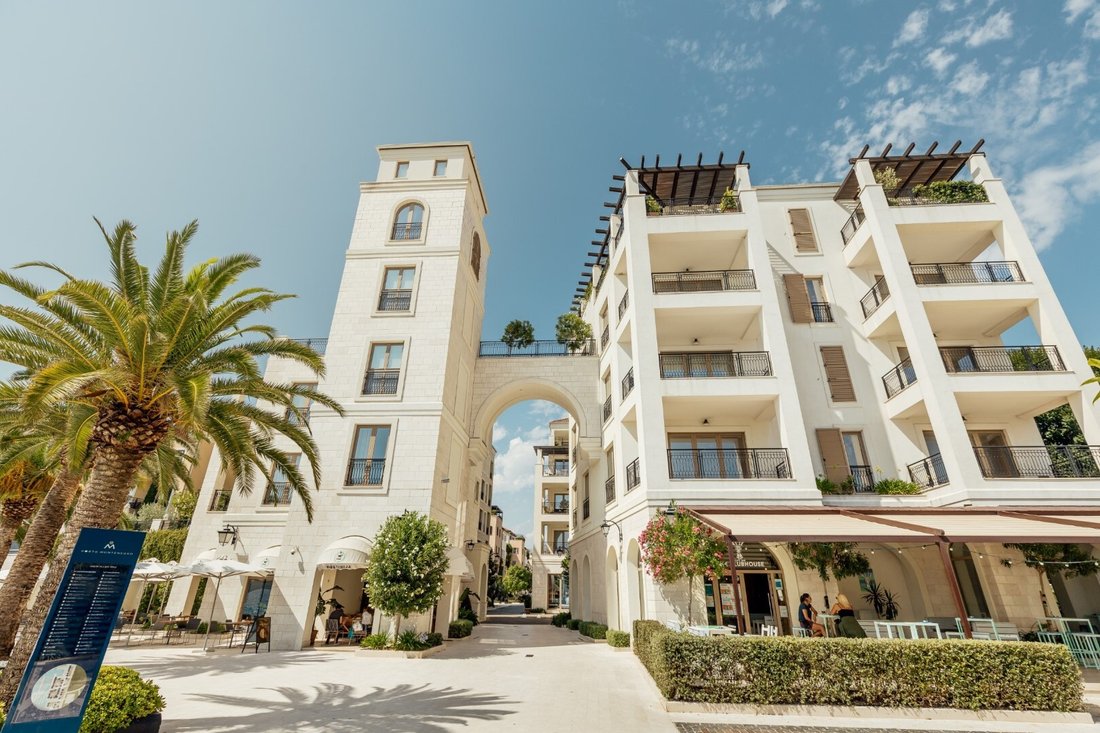 Apartment in Tivat, Tivat Municipality, Montenegro 1 - 16420775