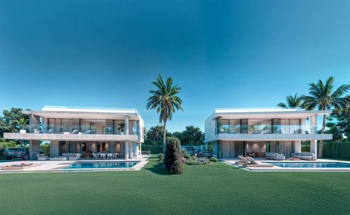Villa in Guadalmina Alta, San Pedro de Alcantara, Spain 1
