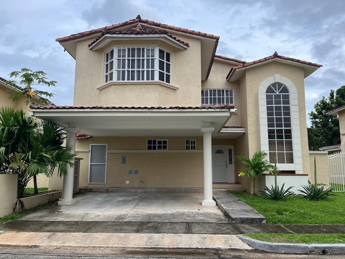 House in Panama City, Panama 2 - 16026238
