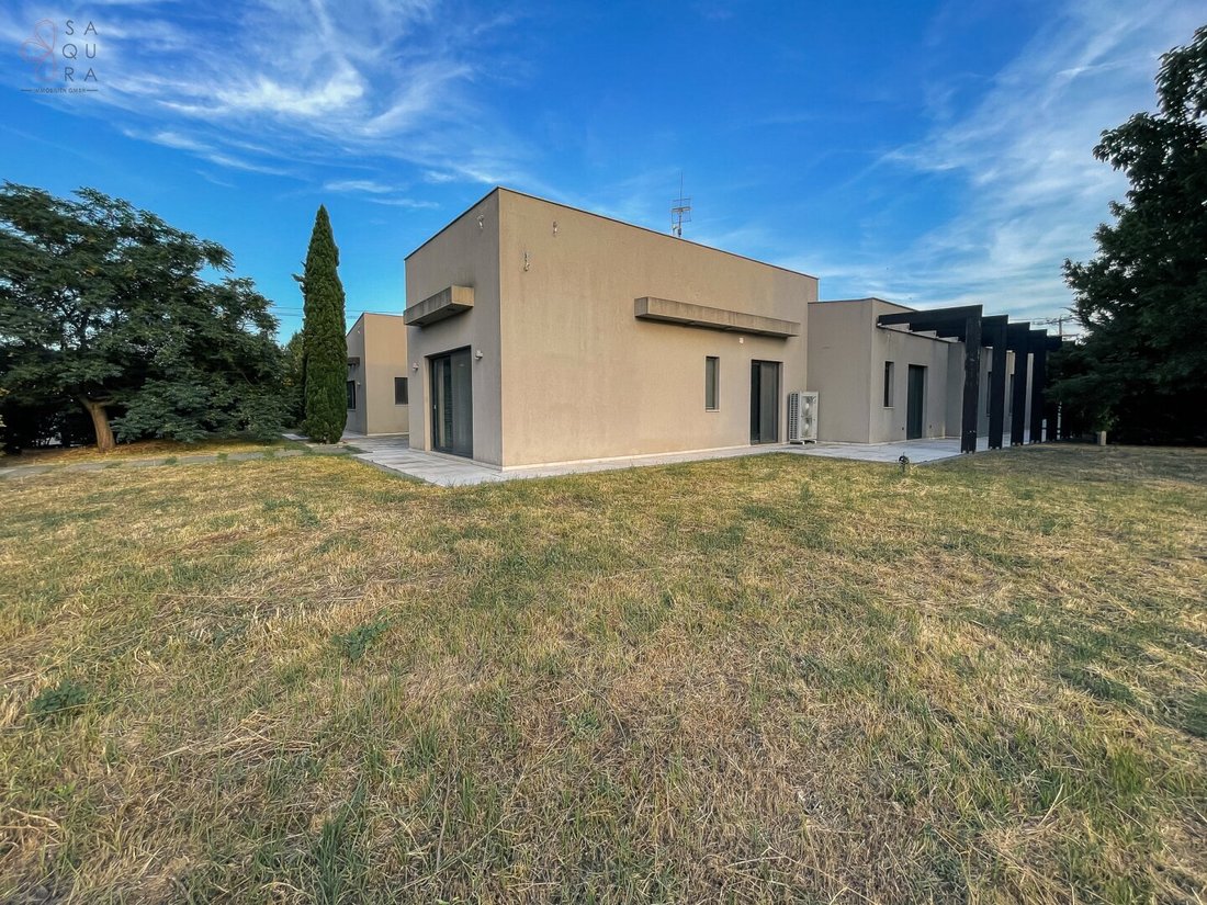 Villa in Nea Propontida, Macedonia and Thrace, Greece 1 - 16438028