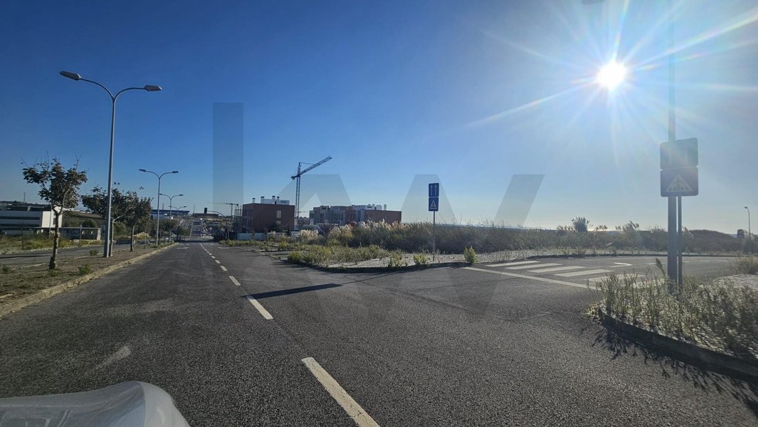 Land in Rio de Mouro, Lisbon, Portugal 4 - 16418988
