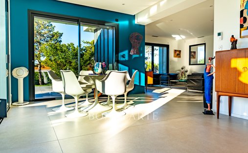 19 Th C. Chateau With Outbuildings And Pool