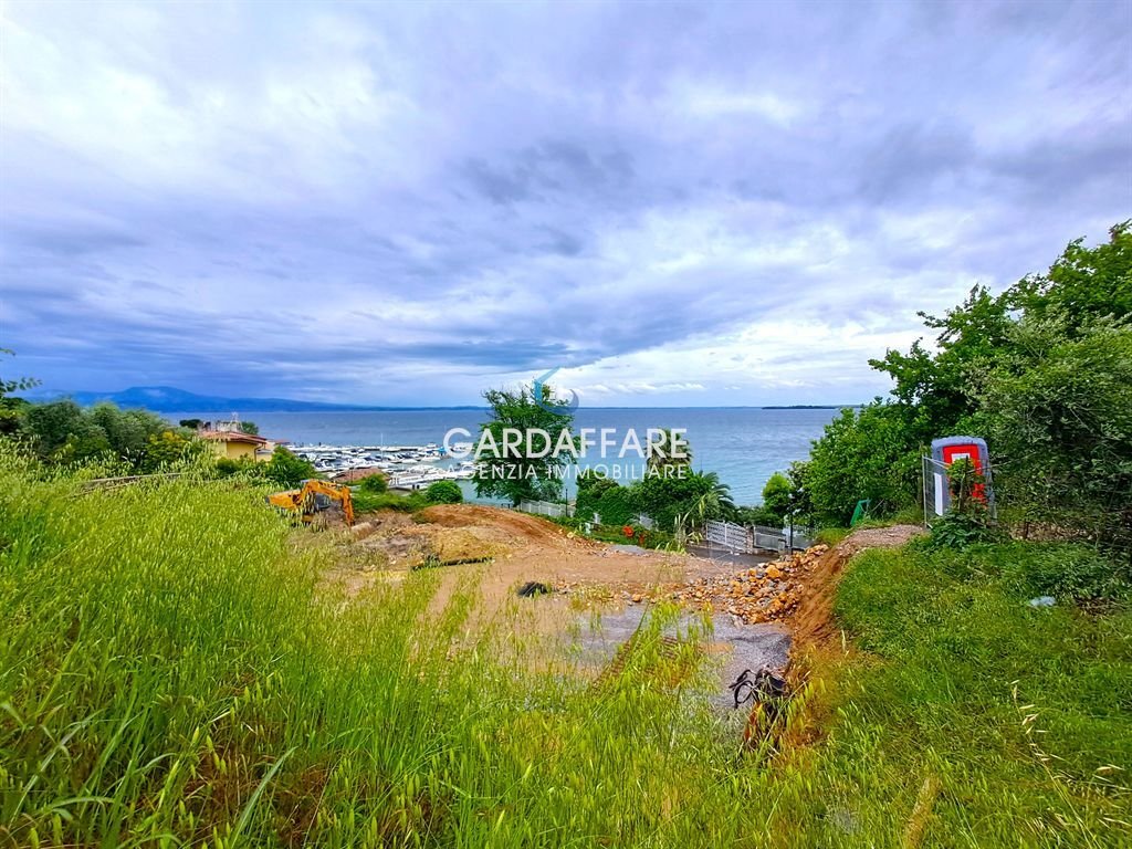 Villa in Manerba del Garda, Lombardy, Italy 1 - 14609637