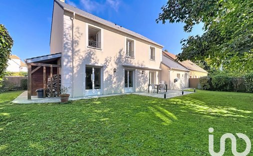 House in Peripherie, Tournan-en-Brie, France 1