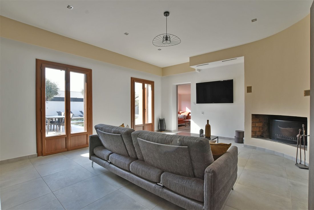 Villa in Saint-Dionisy, Occitania, France 5 - 16409747