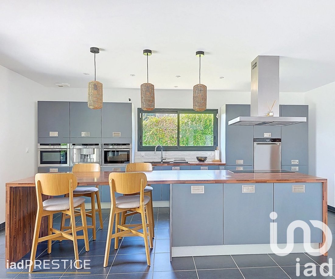House in Saint-Jacques-sur-Darnetal, Normandy, France 5 - 15883802