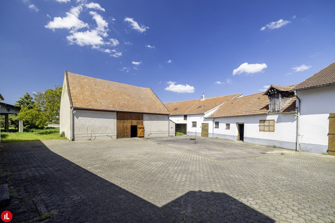 Enzersdorf an der Fischa, Lower Austria, Austria 1 - 16424088
