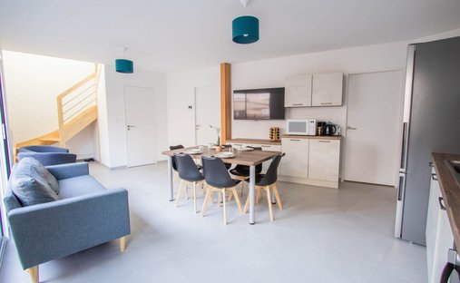 Castle for Sale in Écouflant, Pays de la Loire, France