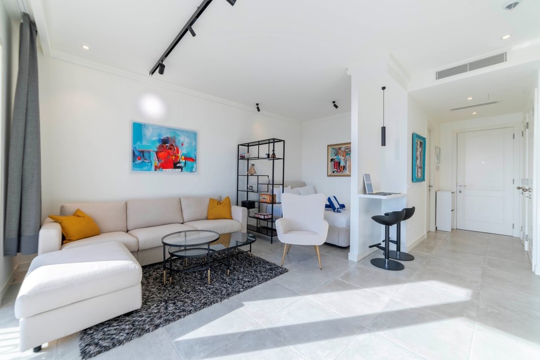 Apartment in Milovići, Tivat Municipality, Montenegro 2 - 16438080